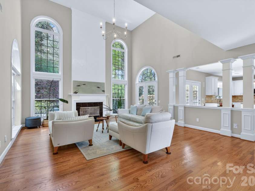 10804 Carmody Court, Charlotte, NC 28277.  MLS# CAR4360583, YatesRealty ID 8625. Great Room