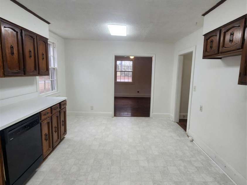 305 Louise Avenue, Rockingham, NC 28379.  MLS# CAR4231078, YatesRealty ID 8625. Kitchen/Dining