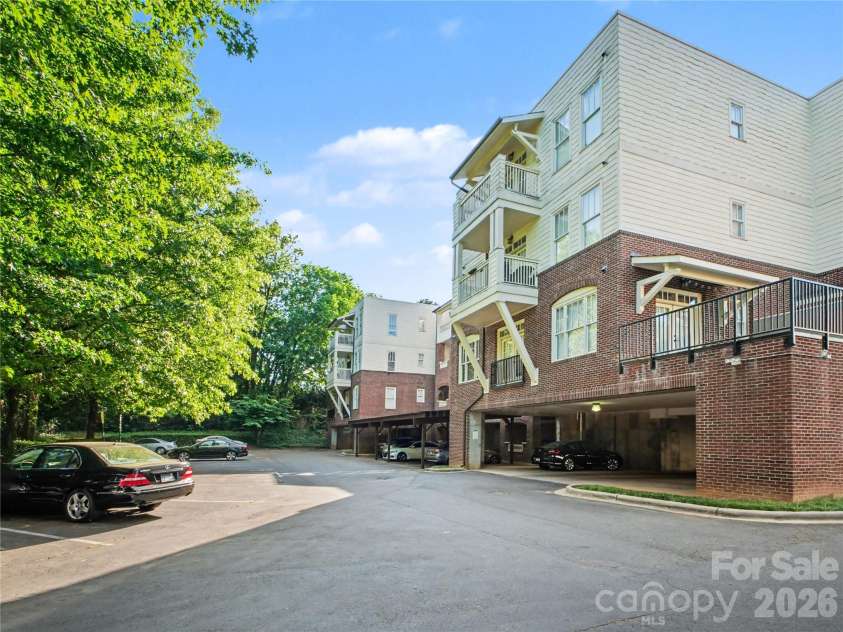 518 Clarice Avenue, Charlotte, NC 28204.  MLS# CAR4370259, YatesRealty ID 8627. 
