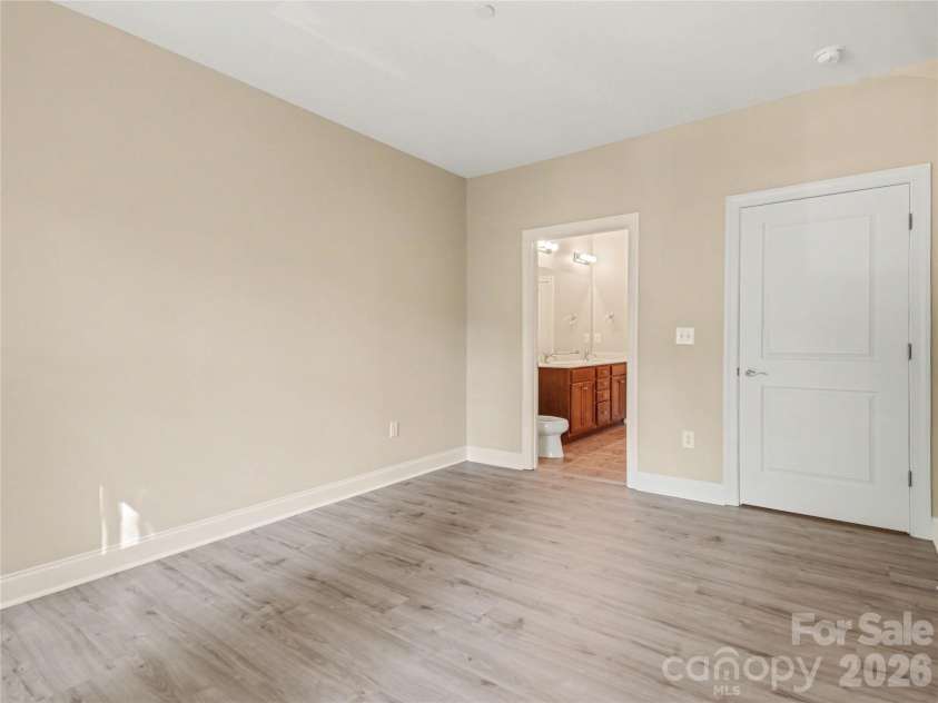 518 Clarice Avenue, Charlotte, NC 28204.  MLS# CAR4370259, YatesRealty ID 8627. Bedroom #2