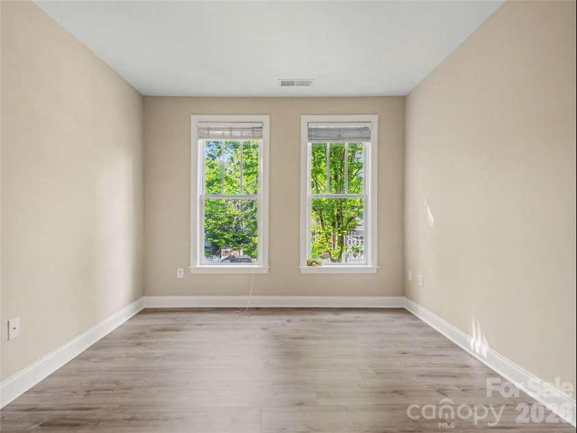 518 Clarice Avenue, Charlotte, NC 28204.  MLS# CAR4370259, YatesRealty ID 8627. Master