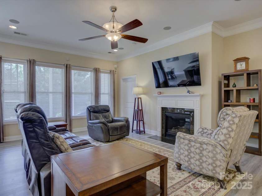 7441 Hamilton Bridge Road, Charlotte, NC 28278.  MLS# CAR4239179, YatesRealty ID 8630. 
