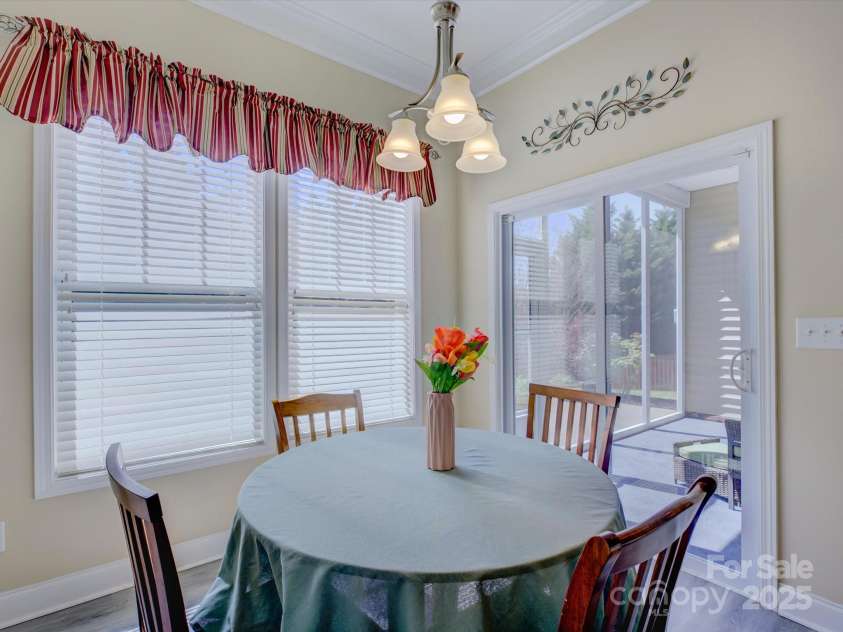 7441 Hamilton Bridge Road, Charlotte, NC 28278.  MLS# CAR4239179, YatesRealty ID 8630. 