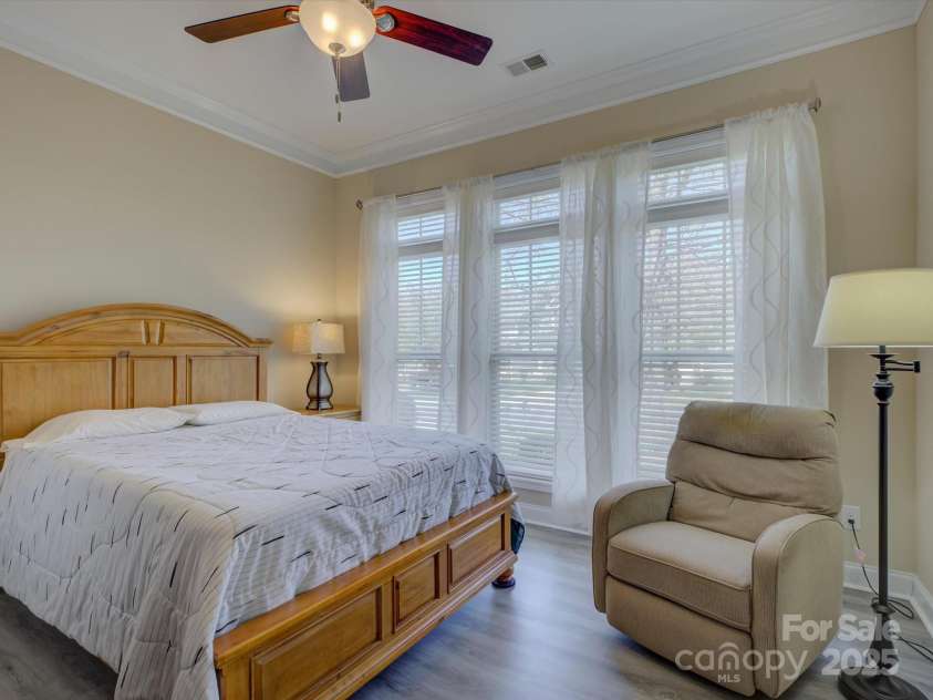 7441 Hamilton Bridge Road, Charlotte, NC 28278.  MLS# CAR4239179, YatesRealty ID 8630. 