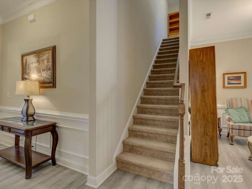 7441 Hamilton Bridge Road, Charlotte, NC 28278.  MLS# CAR4239179, YatesRealty ID 8630. 