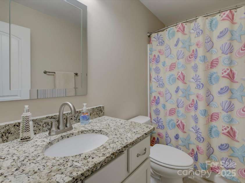 7441 Hamilton Bridge Road, Charlotte, NC 28278.  MLS# CAR4239179, YatesRealty ID 8630. 