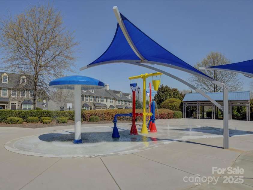 7441 Hamilton Bridge Road, Charlotte, NC 28278.  MLS# CAR4239179, YatesRealty ID 8630. 