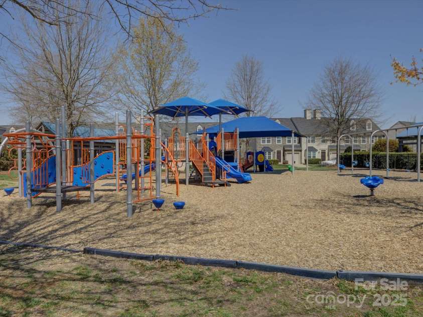 7441 Hamilton Bridge Road, Charlotte, NC 28278.  MLS# CAR4239179, YatesRealty ID 8630. 