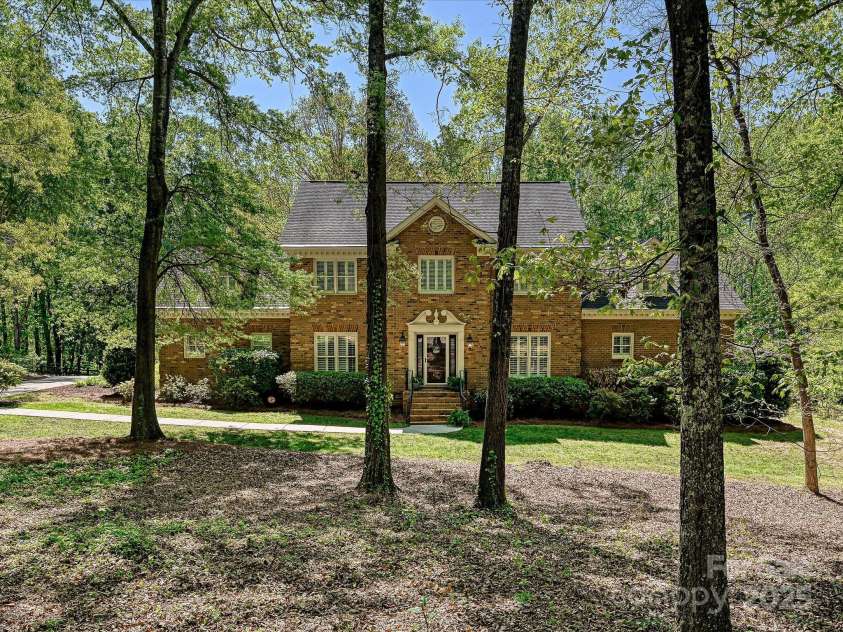 1413 Willow Oaks Trail, Weddington, NC 28104.  MLS# CAR4244521, YatesRealty ID 8632. 1413 Willow Oaks Trail