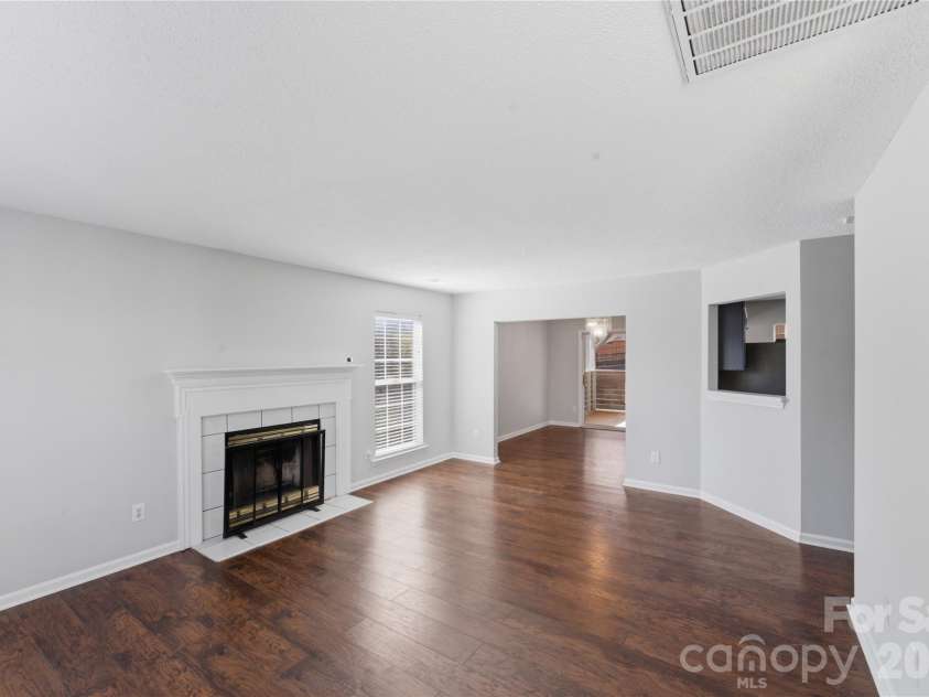 8608 Moody Road, Charlotte, NC 28215.  MLS# CAR4359079, YatesRealty ID 8632. 
