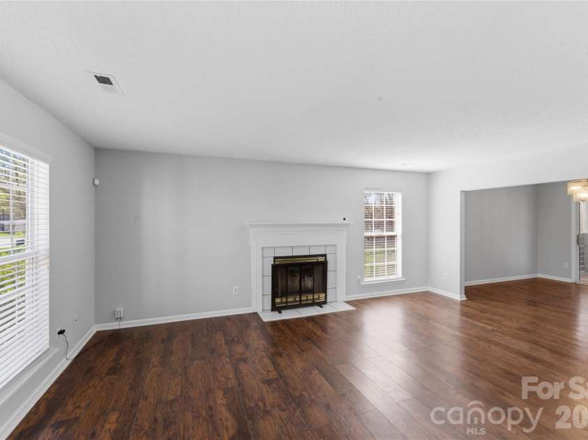 8608 Moody Road, Charlotte, NC 28215.  MLS# CAR4359079, YatesRealty ID 8632. 