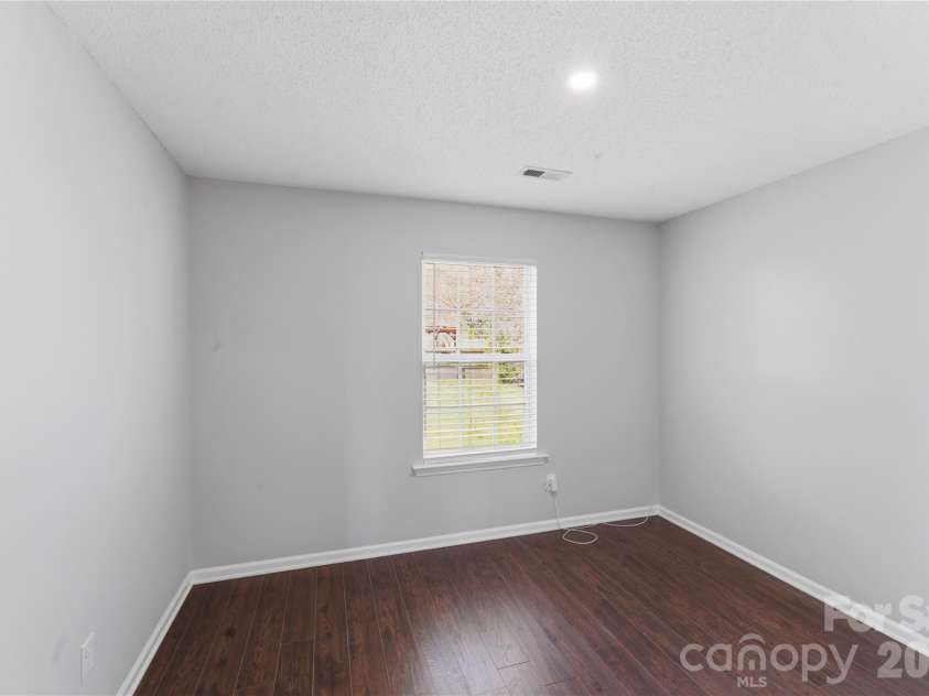 8608 Moody Road, Charlotte, NC 28215.  MLS# CAR4359079, YatesRealty ID 8632. 