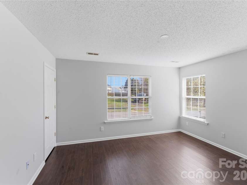 8608 Moody Road, Charlotte, NC 28215.  MLS# CAR4359079, YatesRealty ID 8632. 