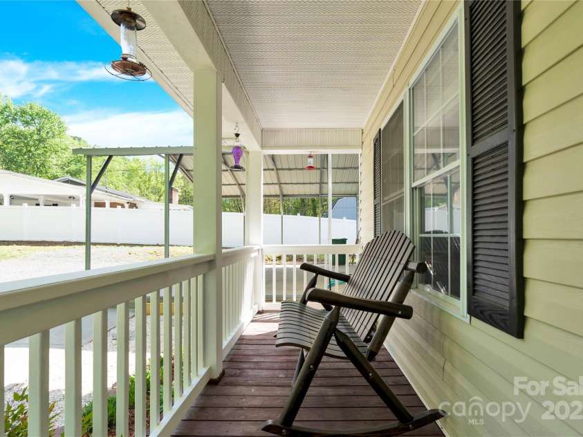 2315 Collins Drive, Albemarle, NC 28001.  MLS# CAR4245009, YatesRealty ID 8633. 