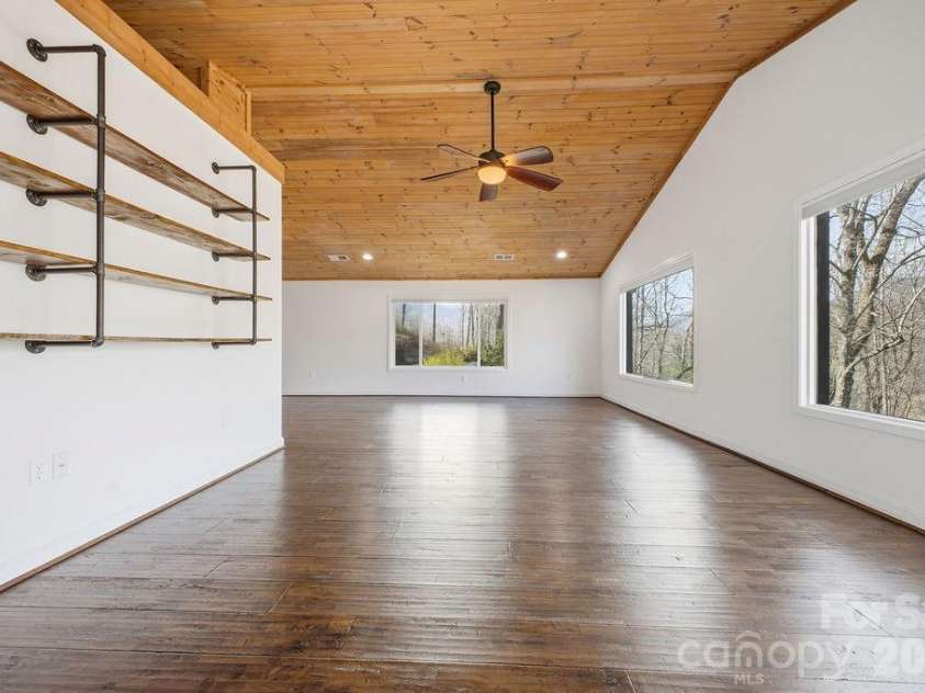 373 Fox Trace Drive, Sylva, NC 28779.  MLS# CAR4359782, YatesRealty ID 8633. 