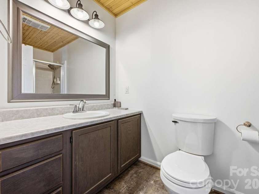 373 Fox Trace Drive, Sylva, NC 28779.  MLS# CAR4359782, YatesRealty ID 8633. 