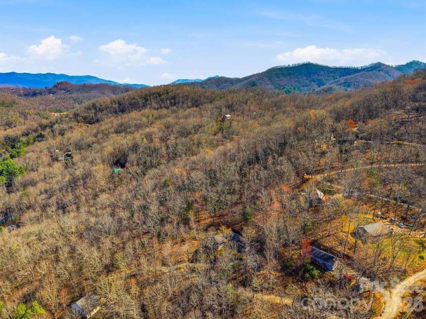 373 Fox Trace Drive, Sylva, NC 28779.  MLS# CAR4359782, YatesRealty ID 8633. 