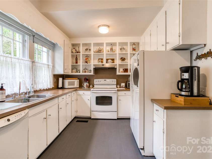 306 Marsh Street, Salisbury, NC 28144.  MLS# CAR4224802, YatesRealty ID 8635. 