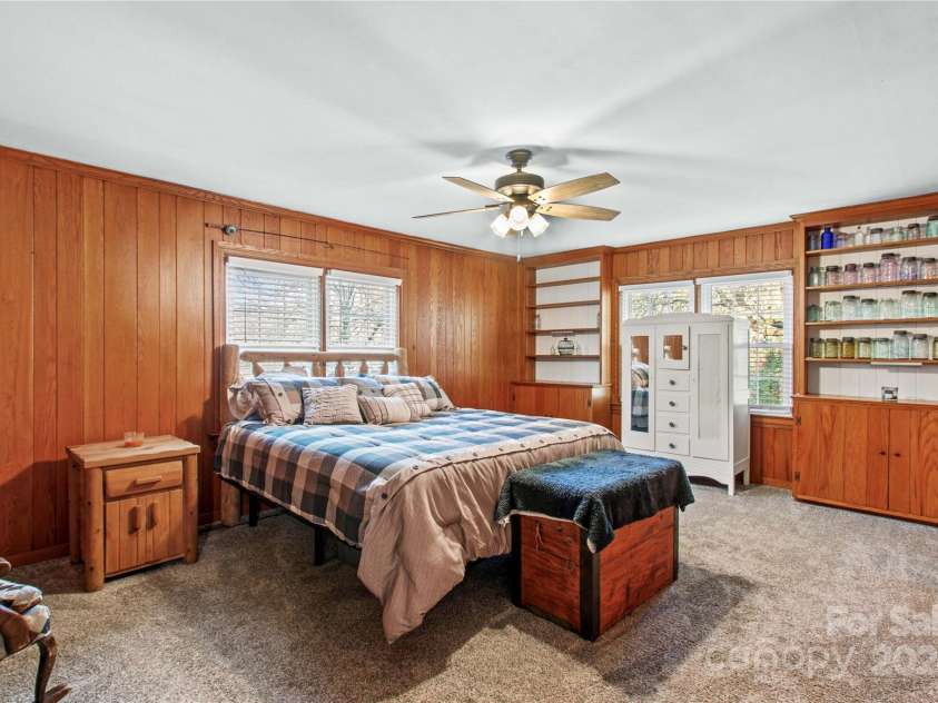 230 Feimster Street, Statesville, NC 28677.  MLS# CAR4203060, YatesRealty ID 8636. 