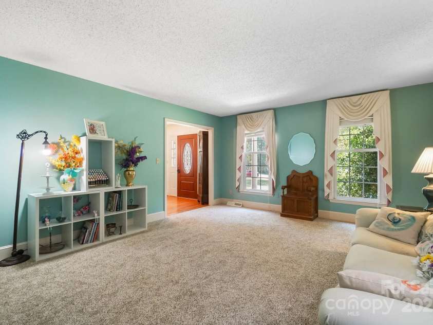 9551 Hitchgate Drive, Mint Hill, NC 28227.  MLS# CAR4297789, YatesRealty ID 8636. 