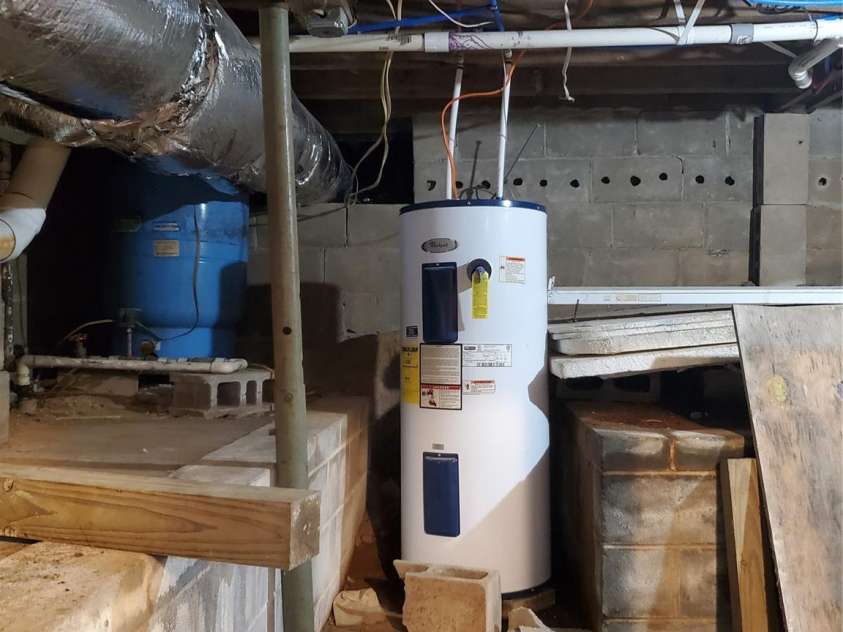 2222 19th Avenue, Hickory, NC 28601.  MLS# CAR4177695, YatesRealty ID 8637. Unfinished basement/storage