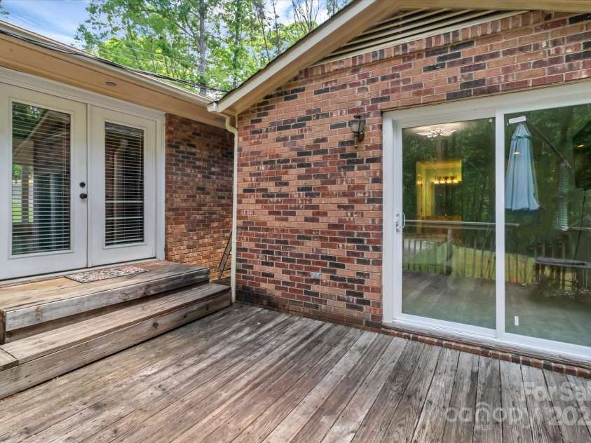 182 Freedom Mill Road, Gastonia, NC 28052.  MLS# CAR4248955, YatesRealty ID 8639. 