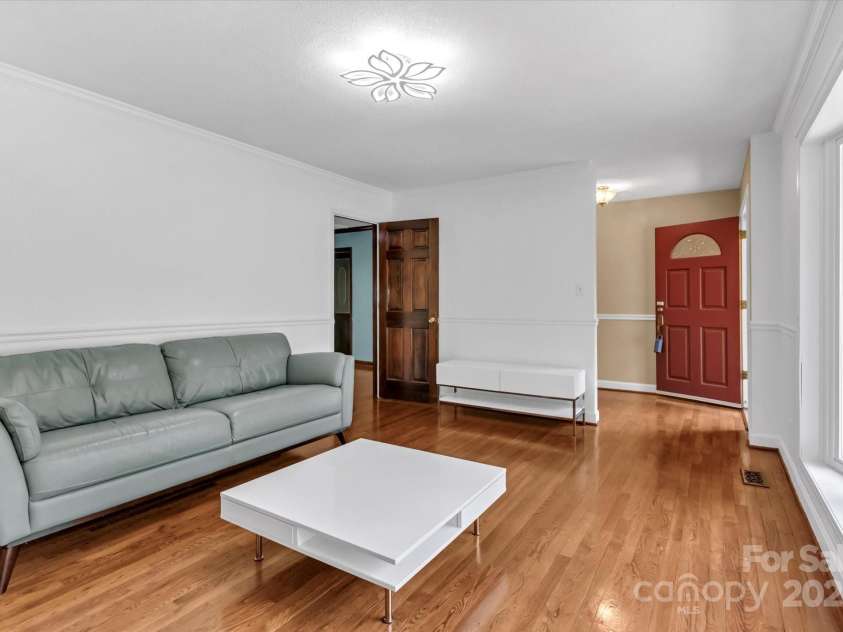 182 Freedom Mill Road, Gastonia, NC 28052.  MLS# CAR4248955, YatesRealty ID 8639. 