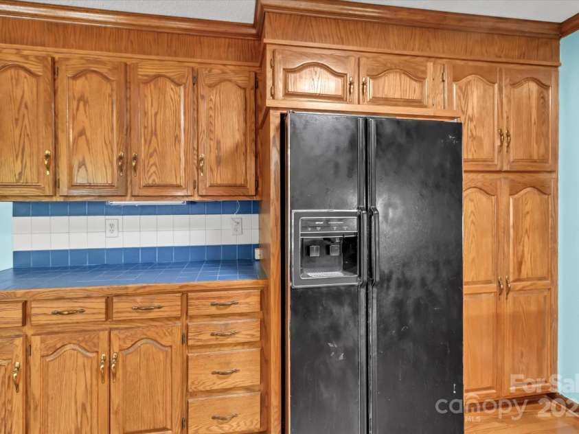 182 Freedom Mill Road, Gastonia, NC 28052.  MLS# CAR4248955, YatesRealty ID 8639. 