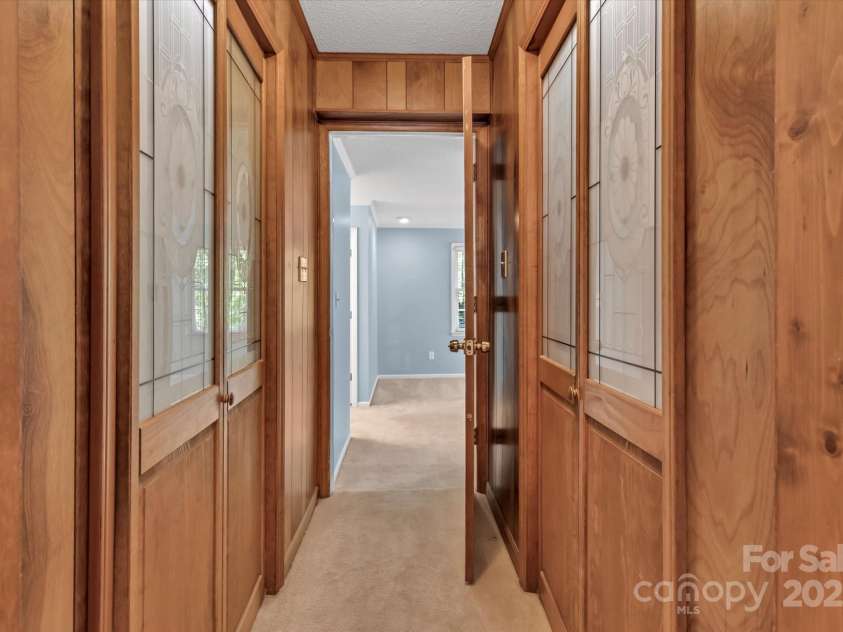 182 Freedom Mill Road, Gastonia, NC 28052.  MLS# CAR4248955, YatesRealty ID 8639. 