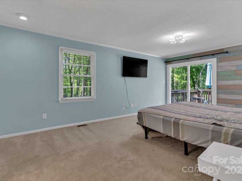 182 Freedom Mill Road, Gastonia, NC 28052.  MLS# CAR4248955, YatesRealty ID 8639. 