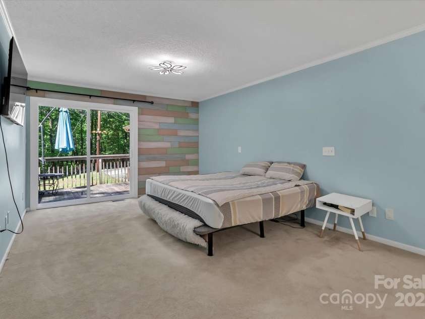 182 Freedom Mill Road, Gastonia, NC 28052.  MLS# CAR4248955, YatesRealty ID 8639. 