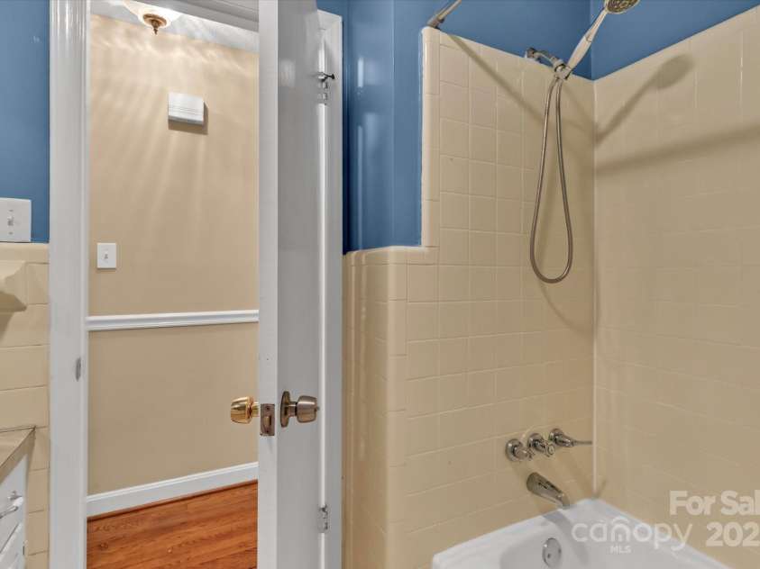 182 Freedom Mill Road, Gastonia, NC 28052.  MLS# CAR4248955, YatesRealty ID 8639. 