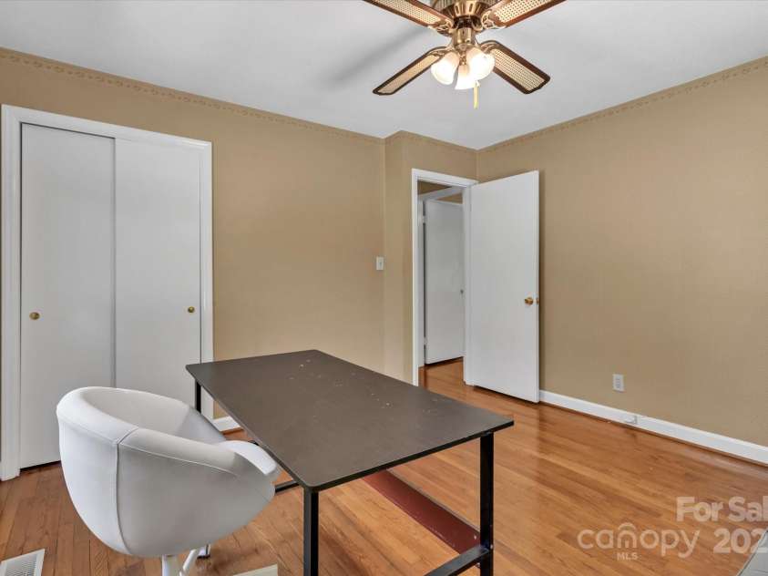 182 Freedom Mill Road, Gastonia, NC 28052.  MLS# CAR4248955, YatesRealty ID 8639. 