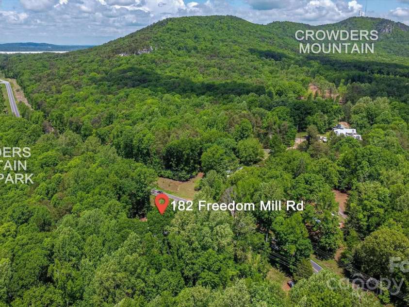 182 Freedom Mill Road, Gastonia, NC 28052.  MLS# CAR4248955, YatesRealty ID 8639. 