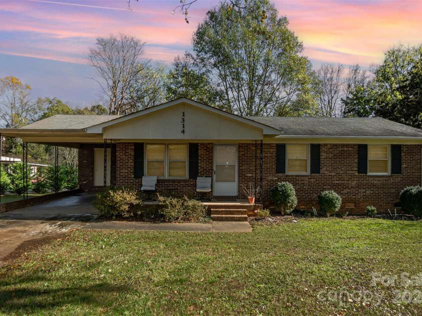 1314 Frederick Street, Shelby, NC 28150.  MLS# CAR4203089, YatesRealty ID 864. 