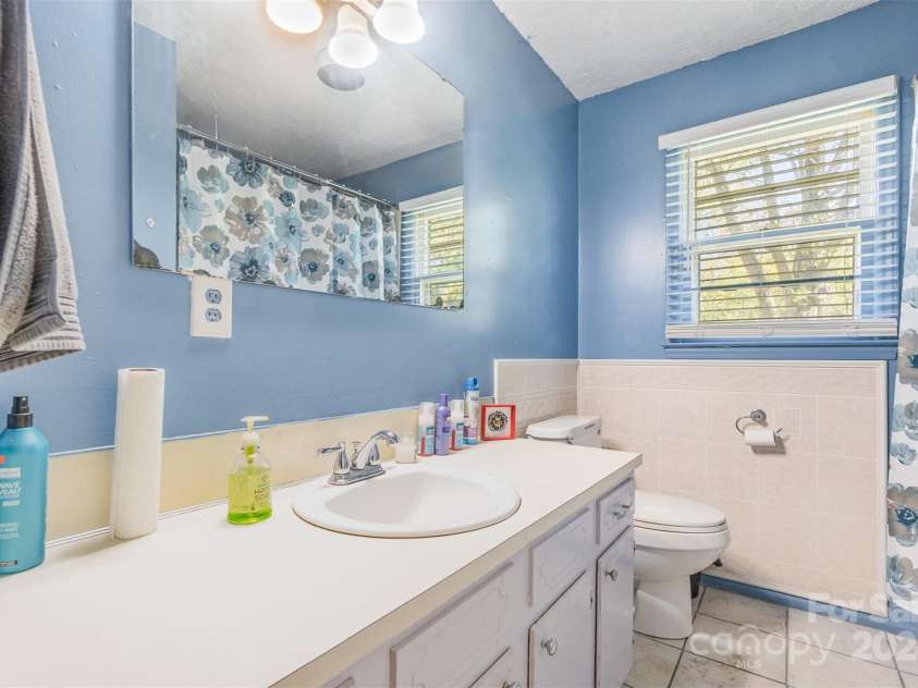 1314 Frederick Street, Shelby, NC 28150.  MLS# CAR4203089, YatesRealty ID 864. 