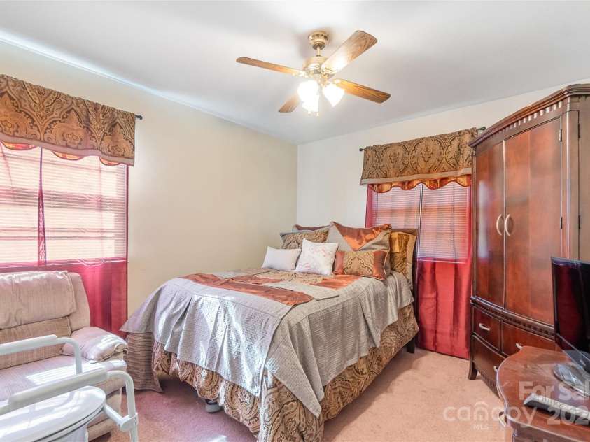 1314 Frederick Street, Shelby, NC 28150.  MLS# CAR4203089, YatesRealty ID 864. 