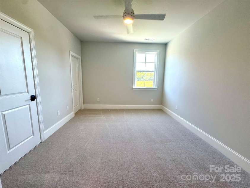 133 Crestview Lane, Troutman, NC 28166.  MLS# CAR4281706, YatesRealty ID 864. 