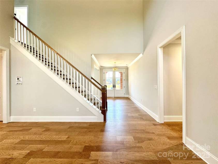 133 Crestview Lane, Troutman, NC 28166.  MLS# CAR4281706, YatesRealty ID 864. 