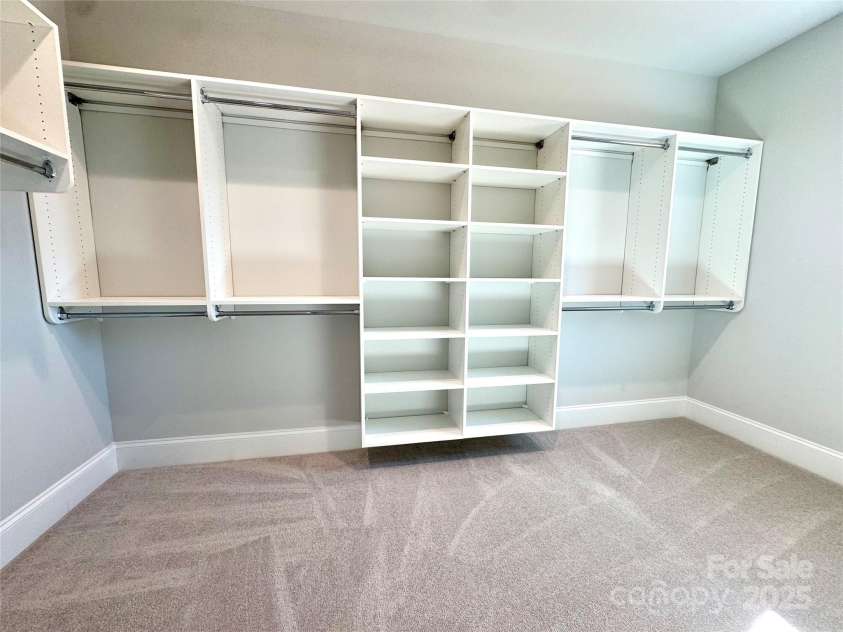 133 Crestview Lane, Troutman, NC 28166.  MLS# CAR4281706, YatesRealty ID 864. Primary closet