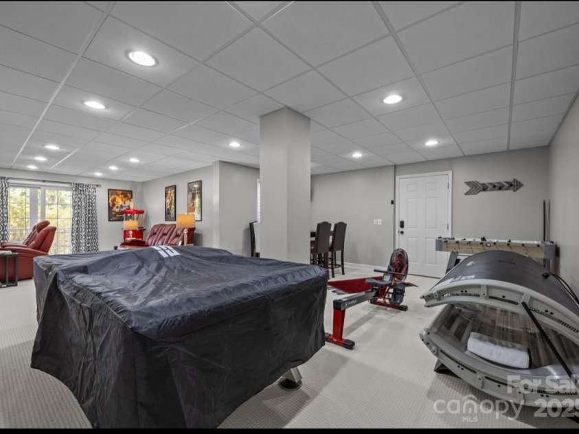 42 Surrey Run, Asheville, NC 28803.  MLS# CAR4285400, YatesRealty ID 864. 