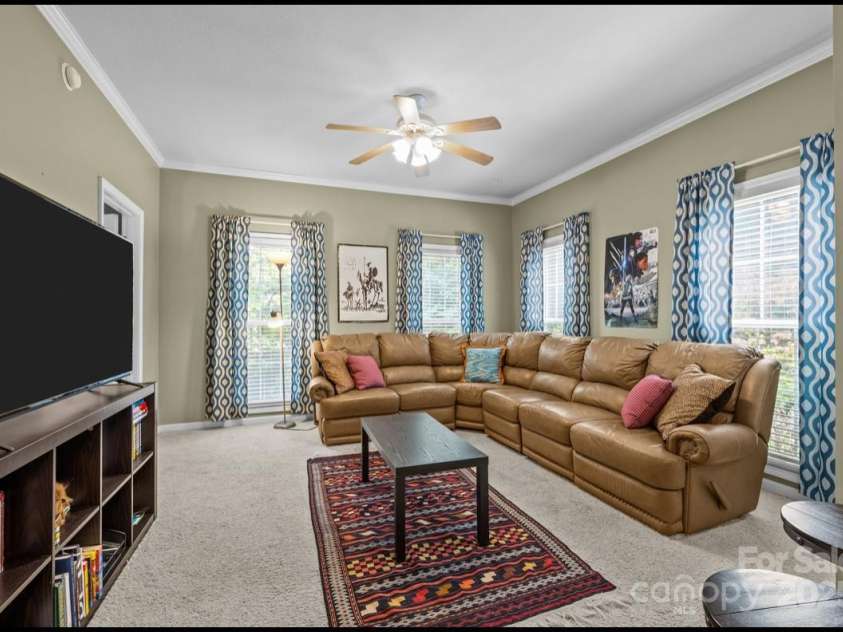 42 Surrey Run, Asheville, NC 28803.  MLS# CAR4285400, YatesRealty ID 864. Living space for 2nd living quarters on main level.