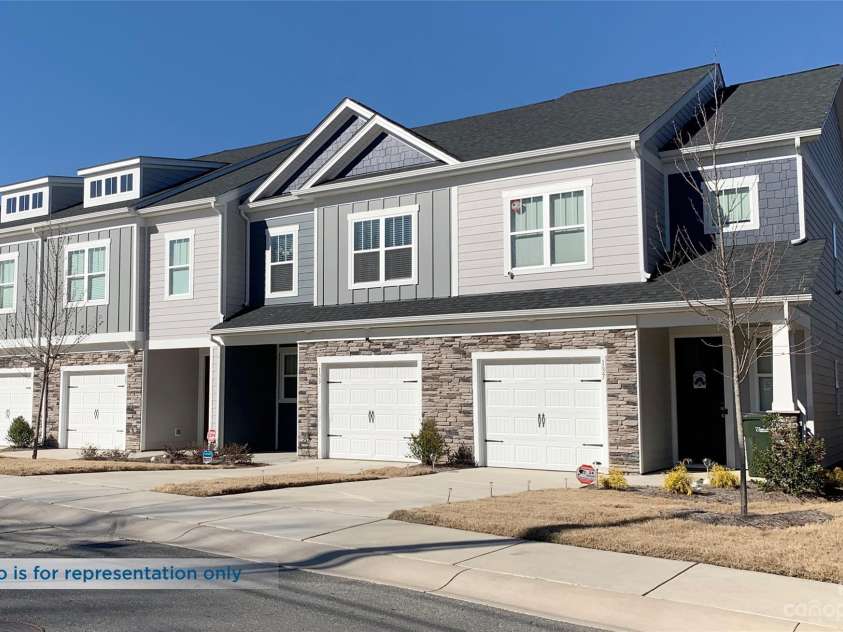2647 Ruby Dixon Crossing Drive, Gastonia, NC 28056.  MLS# CAR4032691, YatesRealty ID 8640. 