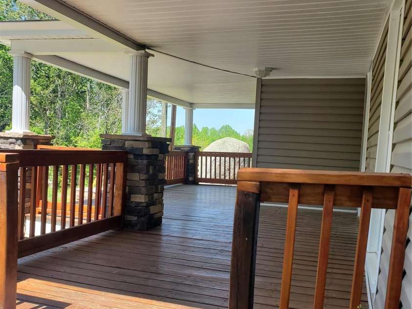 122 Walton Street, Salisbury, NC 28146.  MLS# CAR4127809, YatesRealty ID 8641. 