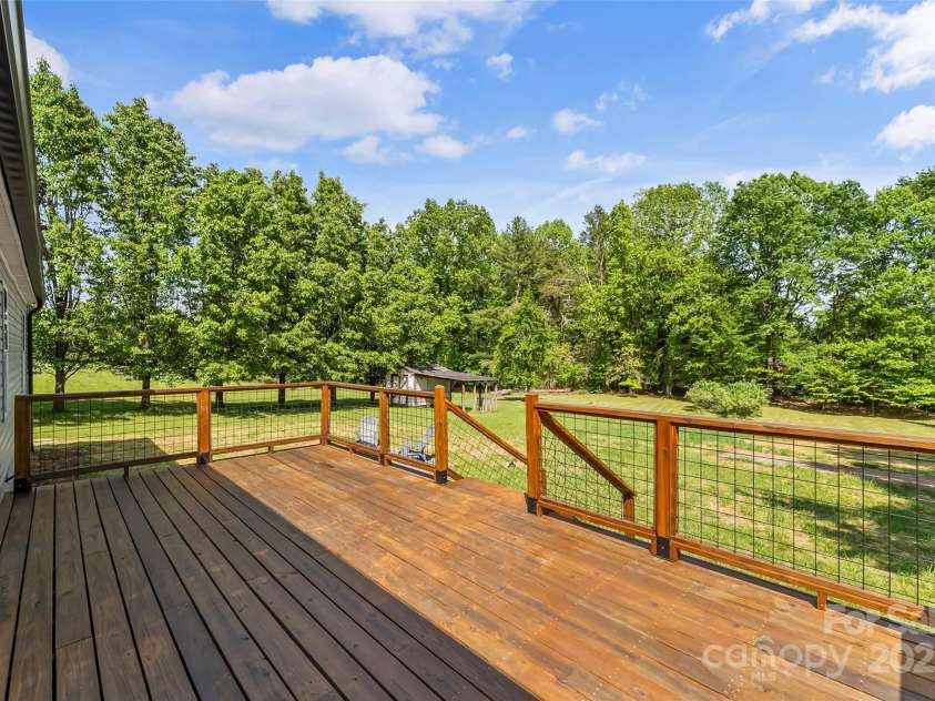 808 Vine Arden Road, Morganton, NC 28655.  MLS# CAR4251909, YatesRealty ID 8644. 