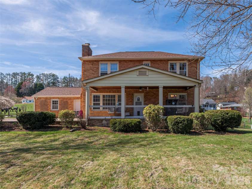 20 Zemery Lane, Waynesville, NC 28786.  MLS# CAR4359069, YatesRealty ID 8645. 
