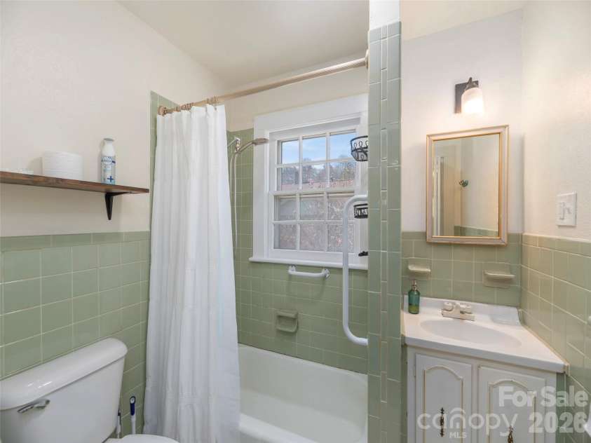 20 Zemery Lane, Waynesville, NC 28786.  MLS# CAR4359069, YatesRealty ID 8645. 
