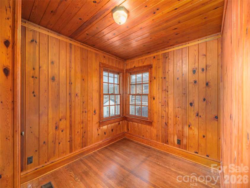 20 Zemery Lane, Waynesville, NC 28786.  MLS# CAR4359069, YatesRealty ID 8645. 