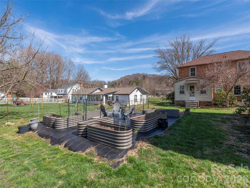 20 Zemery Lane, Waynesville, NC 28786.  MLS# CAR4359069, YatesRealty ID 8645. 