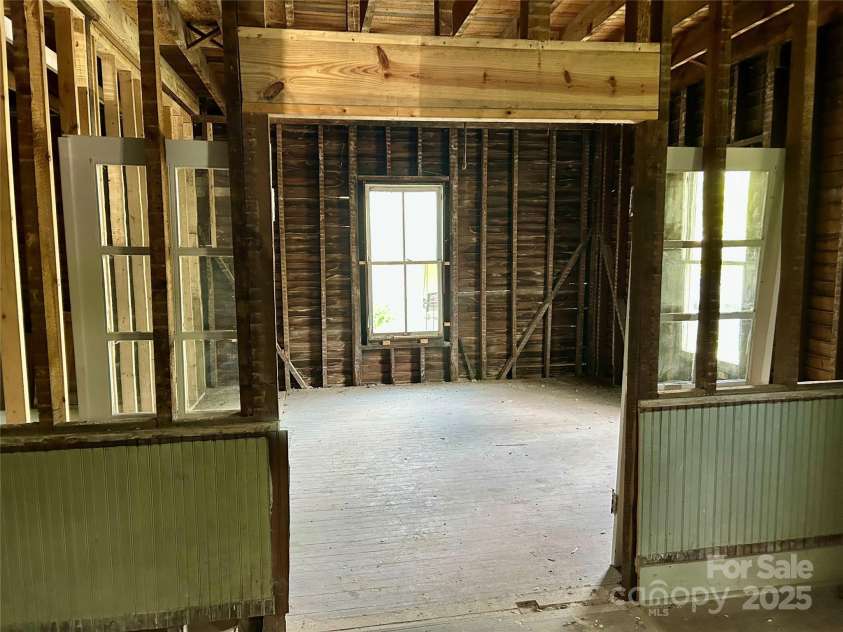 306 Carolina Avenue, Spencer, NC 28159.  MLS# CAR4251894, YatesRealty ID 8645. 